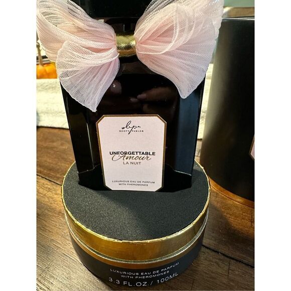 NIB - 3.3 Oz Booty Parlor Unforgettable Amour La Nuit PERFUME W/ Pheromones - Picture 5 of 7